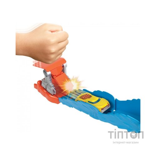 Автотрек Hot Wheels Порятунок від горили серії "Небезпечні створіння" (HDR30)