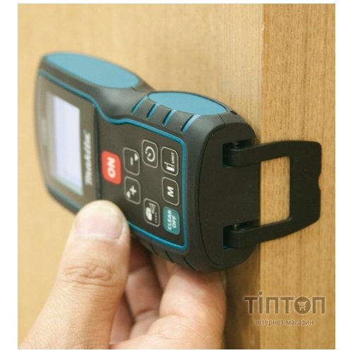 Далекомір Makita лазерный 80м (LD080P)