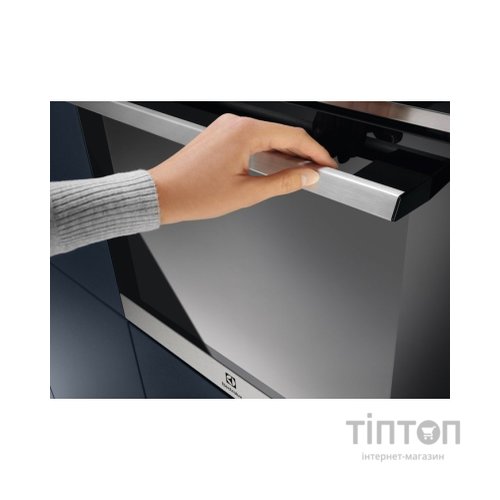 Духова шафа Electrolux EOE8P39WX