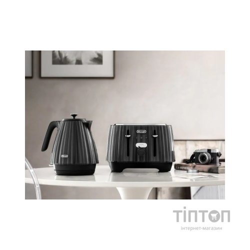 Електрочайник DeLonghi KBD 2001 BK (KBD2001BK)