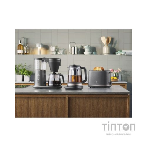 Електрочайник Electrolux E7GK1-8BP