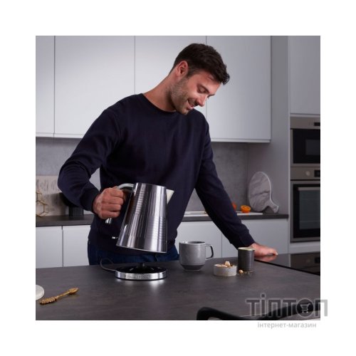 Електрочайник Russell Hobbs 25240-70