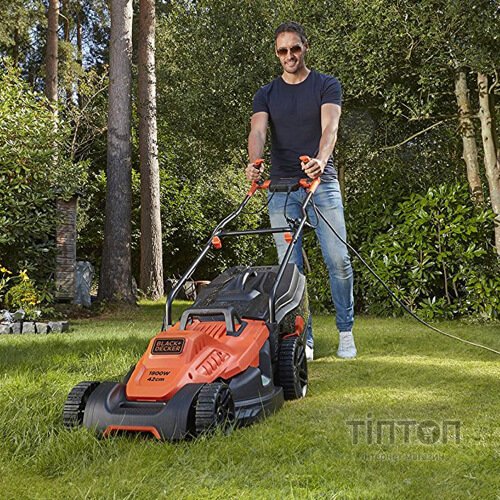 Газонокосарка Black&Decker 1.8 кВт, 42 см (BEMW481BH)