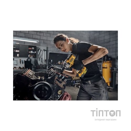 Гайковерт DeWALT ударний 18 В XR Li-lon, 2x5Ah, безщітковий, 812 Нм, TSTAK (DCF891P2T)