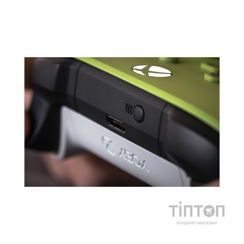 Геймпад Microsoft Wireless Electric Volt (QAU-00022)