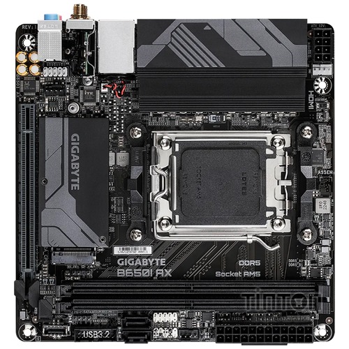GIGABYTE B650I AX