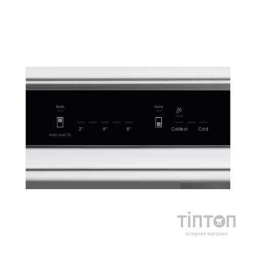 Холодильник Electrolux LNA7CE18S