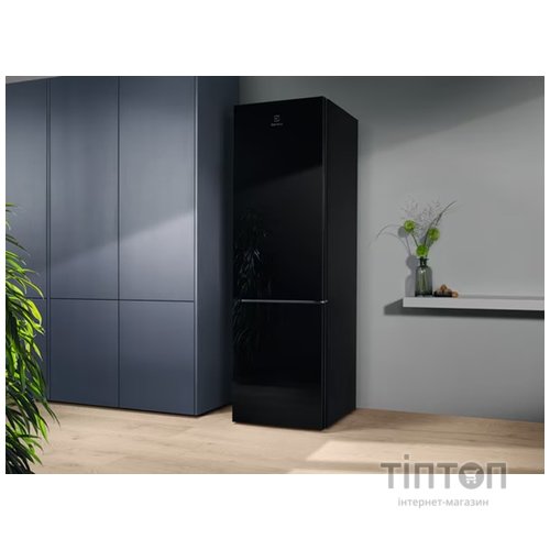 Холодильник Electrolux LNT7ME36K2