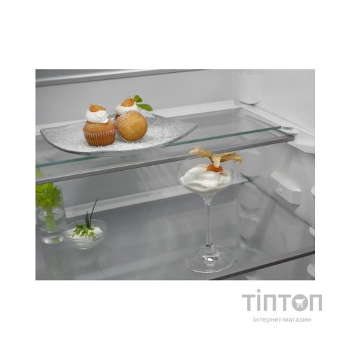 Холодильник Electrolux RNT6TE19S0