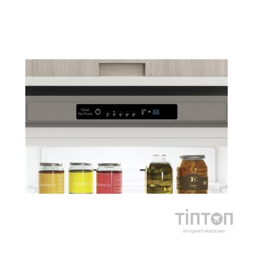 Холодильник Indesit INFC8TI21X0