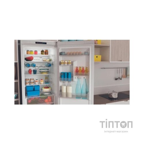 Холодильник Indesit INFC9TI22W
