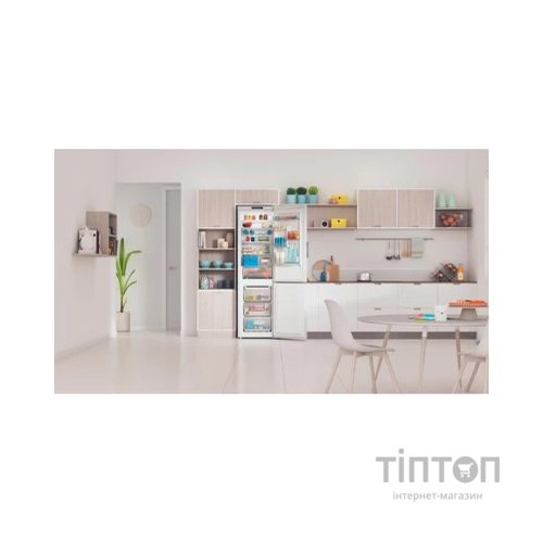 Холодильник Indesit INFC9TI22W