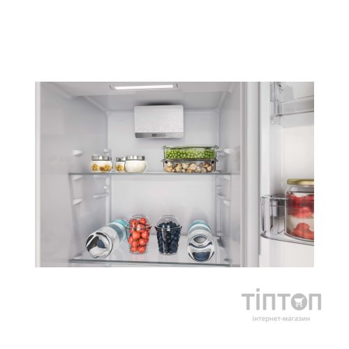 Холодильник Whirlpool WHSD18A013C1