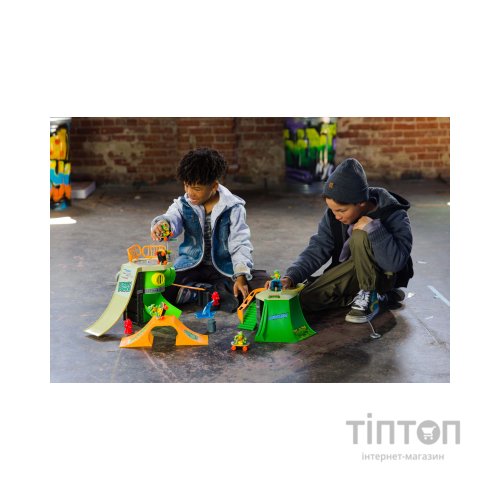 Ігровий набір Funrise TMNT Черепашки-ніндзя класичні Чумовий скейт-парк (71044)
