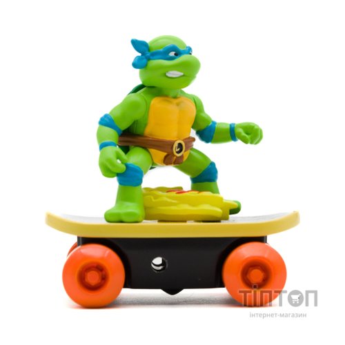 Ігровий набір Funrise TMNT Черепашки-ніндзя класичні Скейтбордист з лаунчером Леонардо (71040)