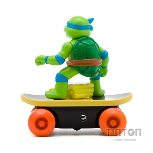 Ігровий набір Funrise TMNT Черепашки-ніндзя класичні Скейтбордист з лаунчером Леонардо (71040)