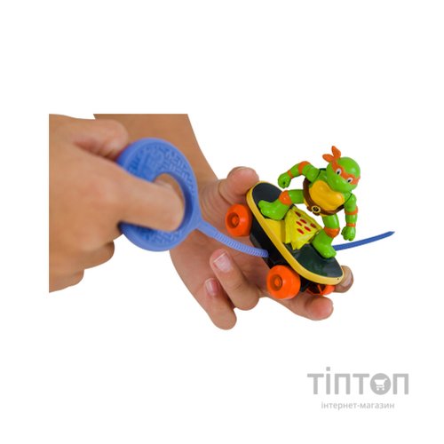 Ігровий набір Funrise TMNT Черепашки-ніндзя класичні Скейтбордист з лаунчером Мікеланджело (71041)