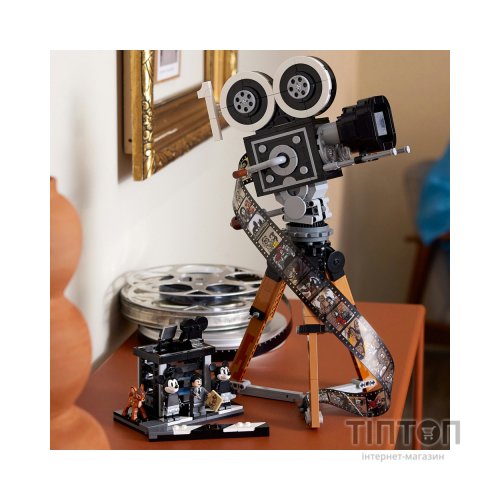 Конструктор LEGO Disney Камера вшанування Волта Діснея 811 деталей (43230)
