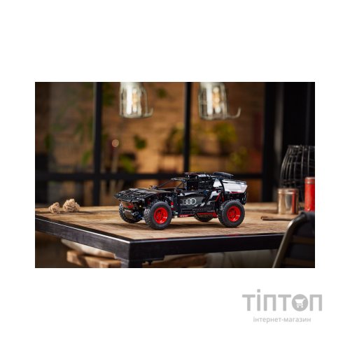 Конструктор LEGO Technic Audi RS Q e-tron 914 деталей (42160)
