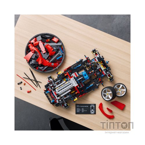 Конструктор LEGO Technic Ferrari Daytona SP3 (42143)