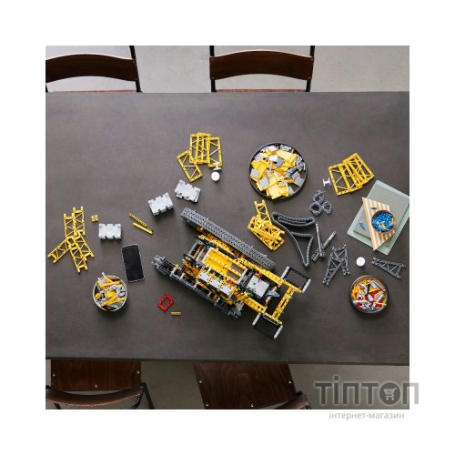 Конструктор LEGO Technic Гусеничний підйомний кран Liebherr LR 13000 2883 деталі (42146)