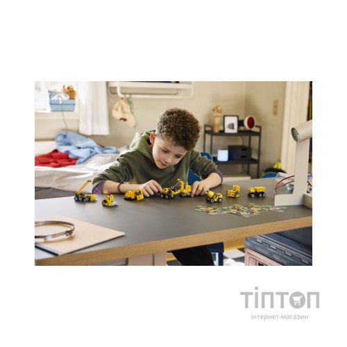 Конструктор LEGO Technic Потужні машини (42233)
