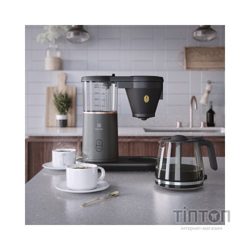 Крапельна кавоварка Electrolux E7CM1-4MTM