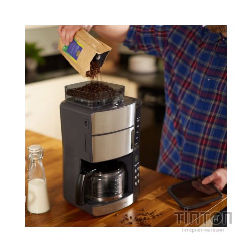 Крапельна кавоварка Russell Hobbs 25610-56