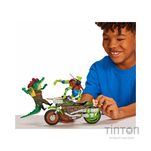 Машина TMNT Бойовий транспорт з фігуркою - Леонардо На Мотоциклі (83431)