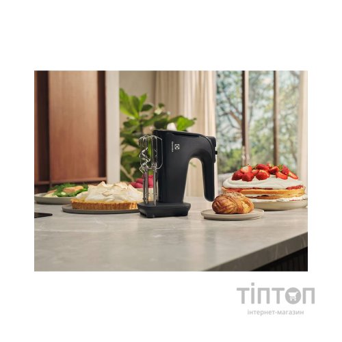 Міксер Electrolux EHM4B