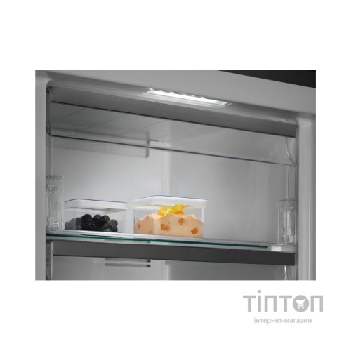Морозильна камера Electrolux RUT7ME28X2