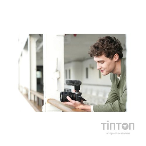 Об'єктив Sony 20-70mm f/4.0 G for NEX FF (SEL2070G.SYX)