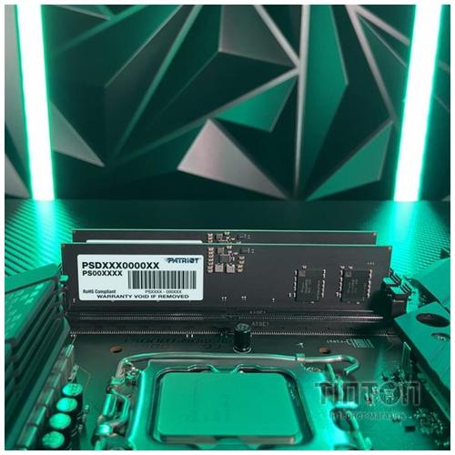 Модуль пам'яті для комп'ютера DDR5 8GB 4800 MHz Signature Patriot (PSD58G480041)