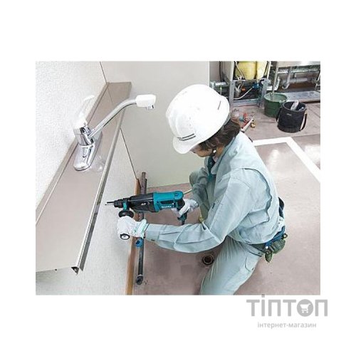 Перфоратор Makita HR2631F