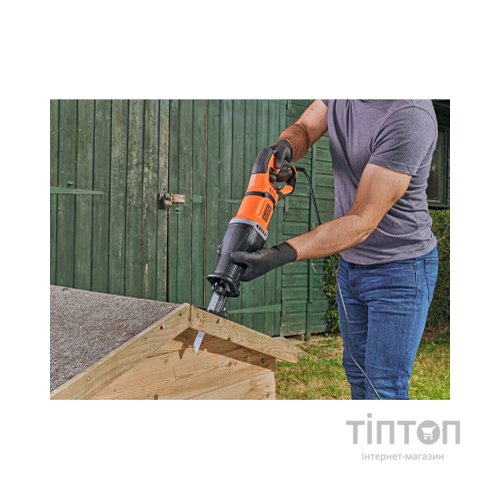 Шабельна пила Black&Decker BES301