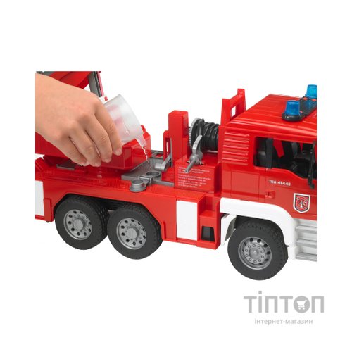 Спецтехніка Bruder Пожежна вантажівка зі сходами М1:16 (02771)