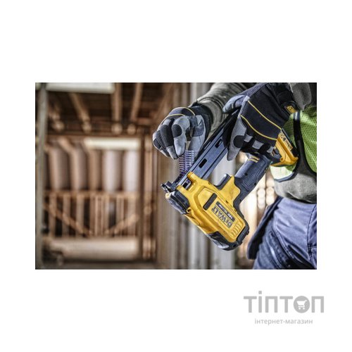 Степлер будівельний DeWALT 18В XR, довжина/ширина скоби 25/19.7 мм, 2xAh, кейс TSTAK (DCN701D2)