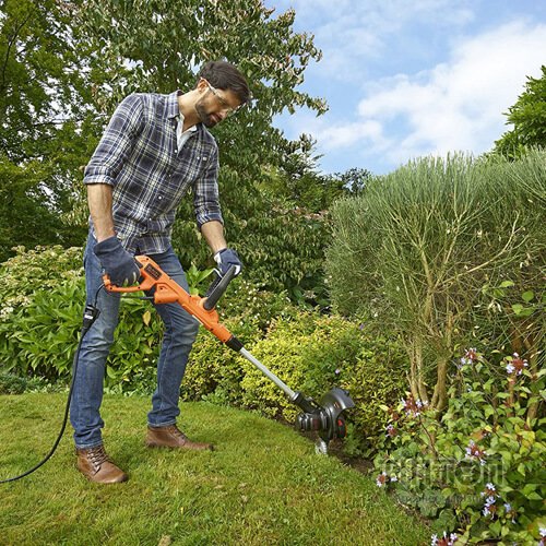 Тример садовий Black&Decker 0.55 кВт, ширина косіння 30 см, 7500 об/хв, вага 2.6 кг (BESTE630)