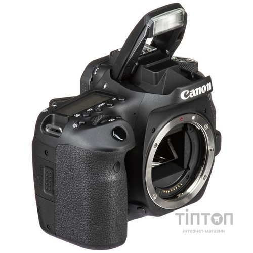 Цифрова дзеркальна фотокамера Canon EOS 90D 18-135 IS nano USM KIT