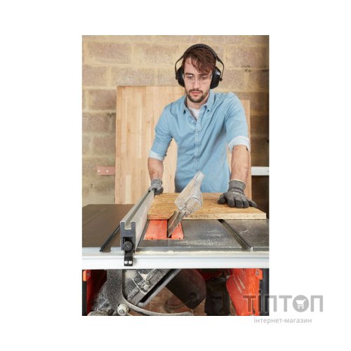 Циркулярна пила Black&Decker пильний, 1800 Вт, диск 254*30 мм, 4.800 об/мин,27,5 кг (BES720)