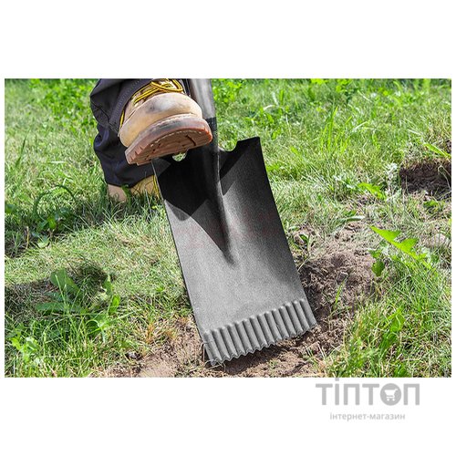 Лопата Verto прямая, металлическая ручка (15G004)