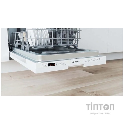 Встраиваемая посудомоечная машина Indesit DSIC 3M19
